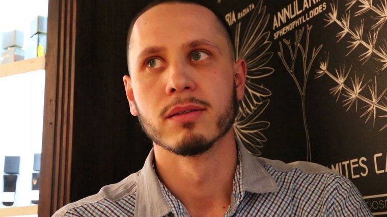 05-DV_kadr_Cosmotheca10