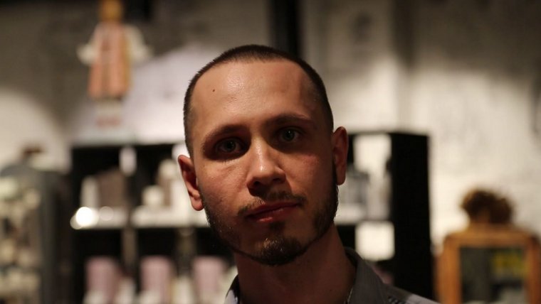 06-DV_kadr_Cosmotheca6