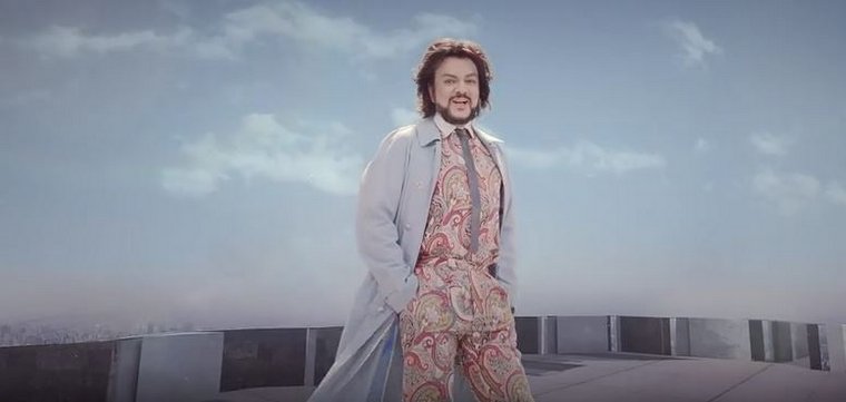 Трэш-реклама вернулась!